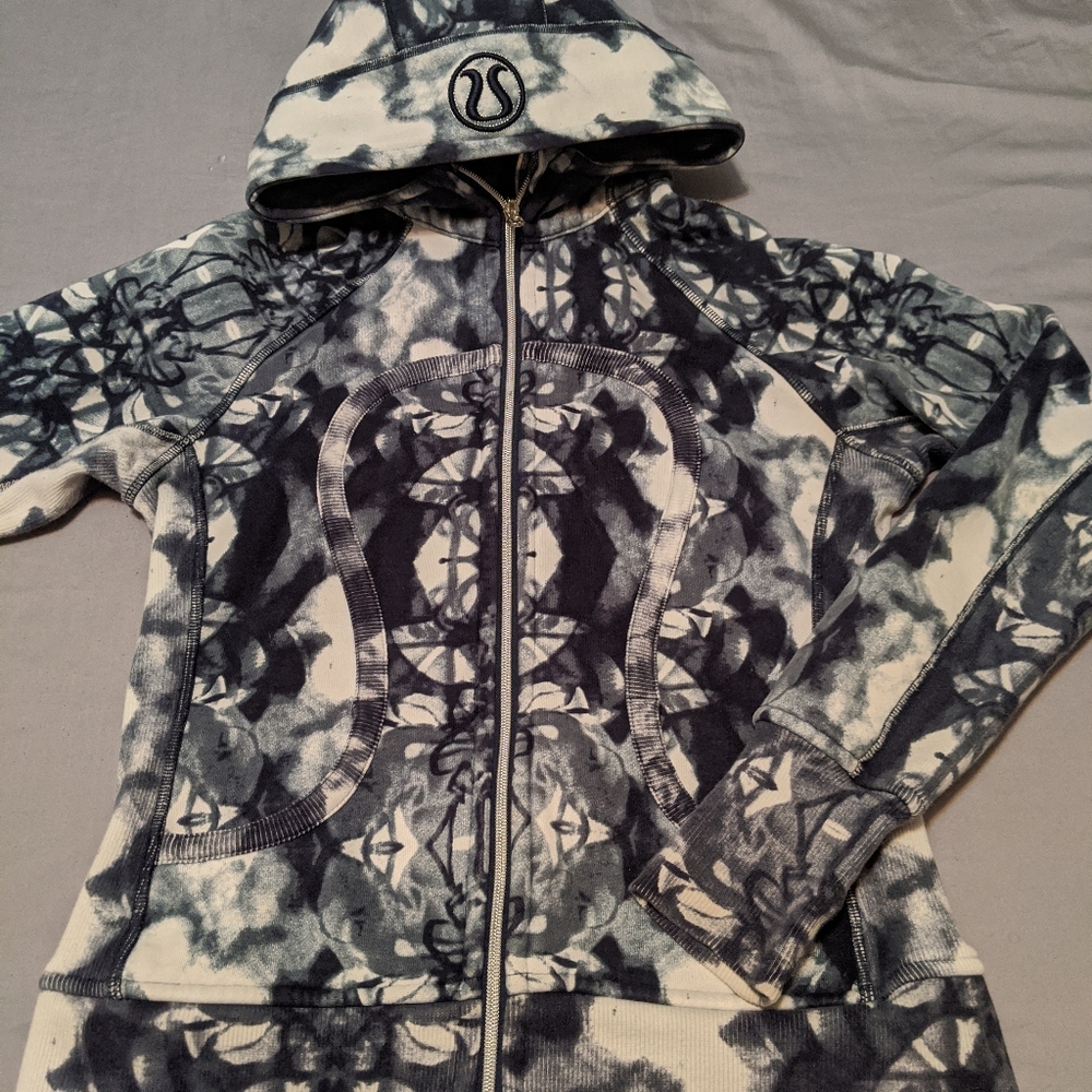 Scuba hoodie size 8